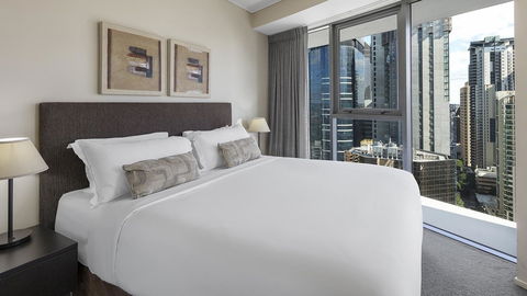 Oaks Brisbane On Felix Suites - Cruises Travel 6