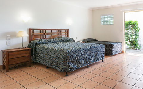 Anchor Motel Noosa - Tourism Guide 7