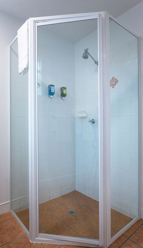 Anchor Motel Noosa - Tourism Guide 11