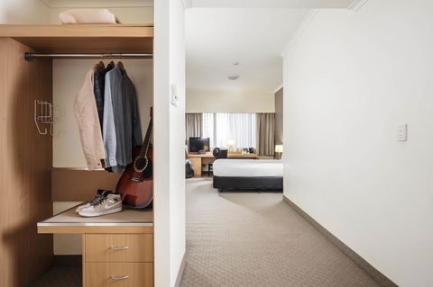 Hotel Indigo Brisbane City Centre, An IHG Hotel - Cruises Travel 14
