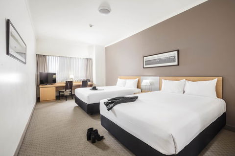 Hotel Indigo Brisbane City Centre, An IHG Hotel - Cruises Travel 10