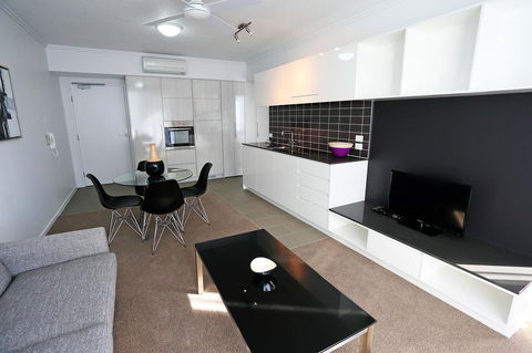 Q Resorts Paddington - Travel Agents 8