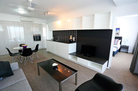 Q Resorts Paddington - Travel Agents 2