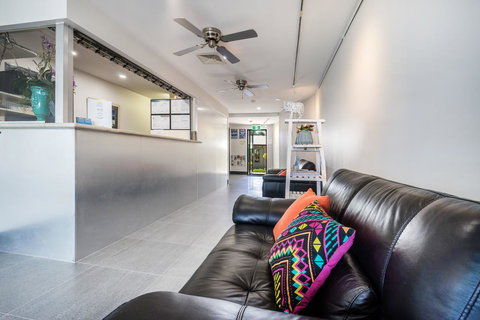 Alexandra On The Pacific - Tourism Guide 10