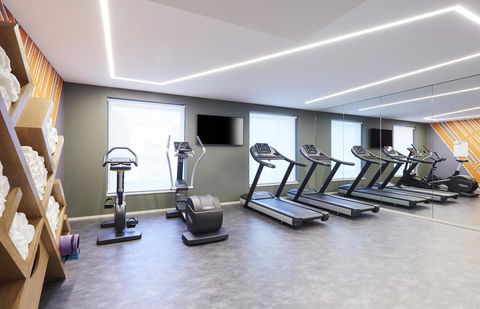 Holiday Inn Express Brisbane Central, An IHG Hotel - Cruises Travel 37
