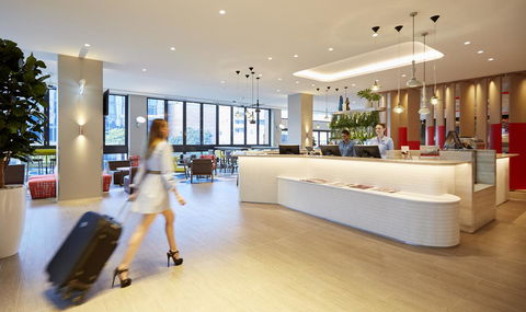 Holiday Inn Express Brisbane Central, An IHG Hotel - Cruises Travel 0