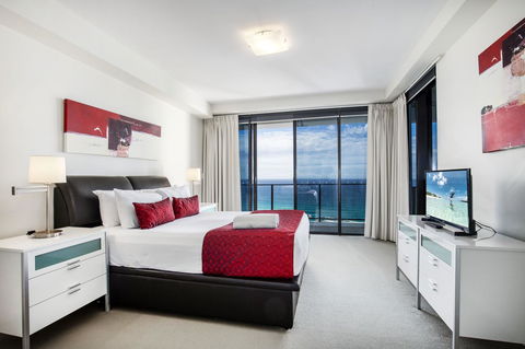Ultra Broadbeach - Cruises Travel 13