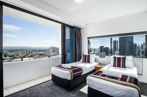 Ultra Broadbeach - Cruises Travel 27