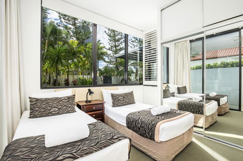Ultra Broadbeach - Cruises Travel 21