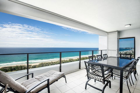 Ultra Broadbeach - Cruises Travel 15