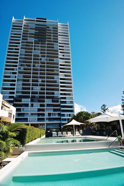 Ultra Broadbeach - Cruises Travel 0