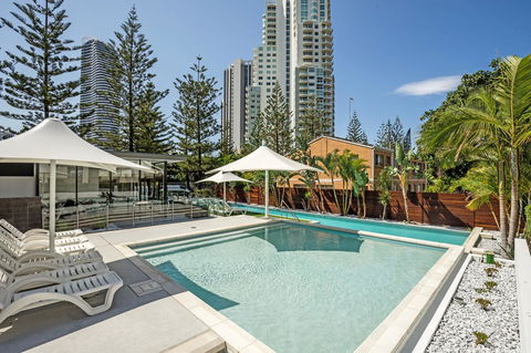 Ultra Broadbeach - Cruises Travel 2