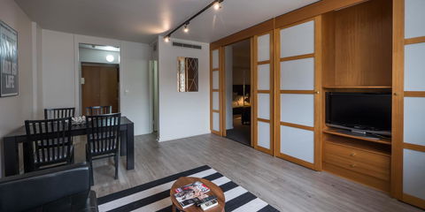 Ridge Apartment Hotel - Cruises Travel 3