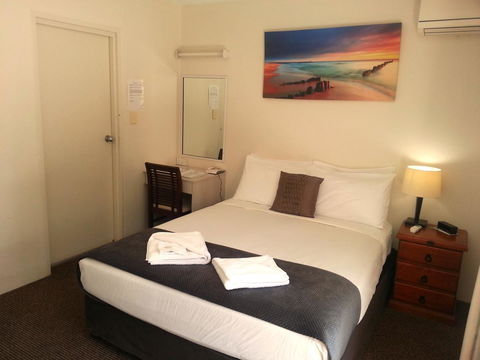 Aabon Apartments & Motel - Cruises Travel 5