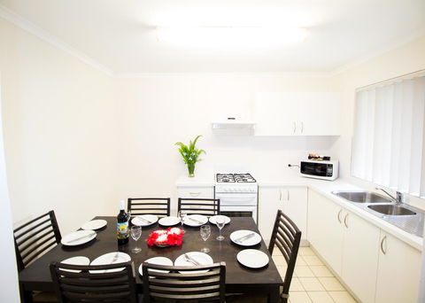 Aabon Apartments & Motel - Cruises Travel 20