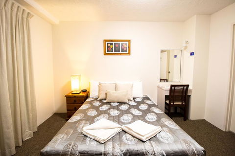 Aabon Apartments & Motel - Cruises Travel 14