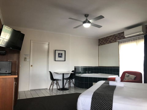 Airport Clayfield Motel - Cruises Travel 8
