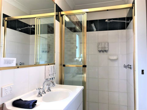Airport Clayfield Motel - Cruises Travel 19