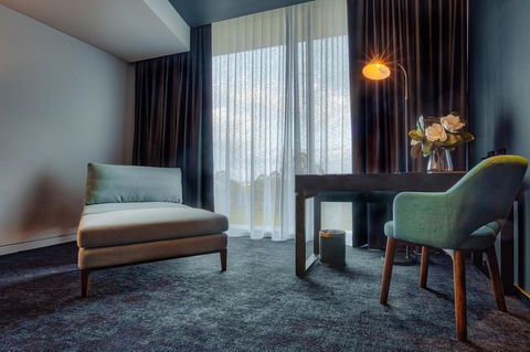 Eatons Hill Hotel - Travel Search 21