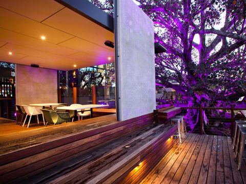 Eatons Hill Hotel - Travel Search 37