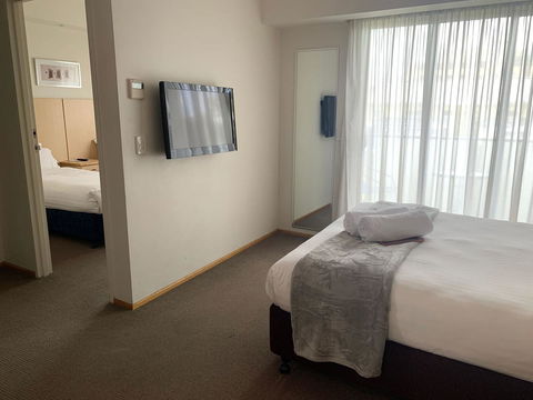 Airport Ascot Motel - Cruises Travel 4
