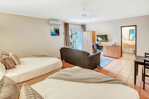Coral Tree Inn - Tourism Guide 15