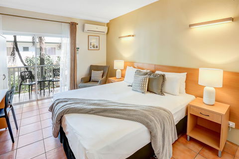 Coral Tree Inn - Tourism Guide 13