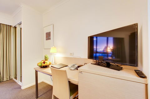 Oakwood Hotel & Apartments Brisbane - Cruises Travel 19