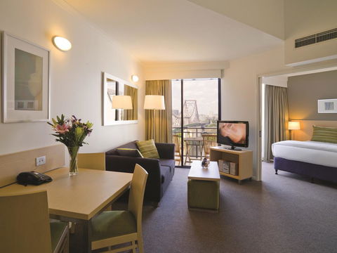 Oakwood Hotel & Apartments Brisbane - Cruises Travel 5