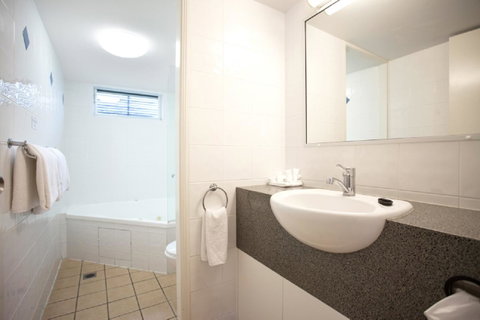 Windmill Motel & Events Centre - Tourism Guide 23