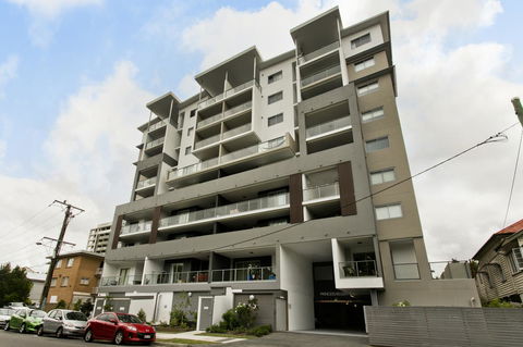 Arise Princess Regent Apartments - Tourism Guide 1