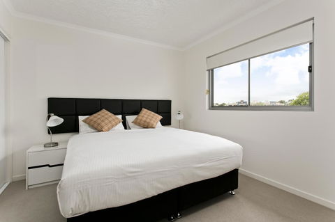 Arise Princess Regent Apartments - Tourism Guide 12