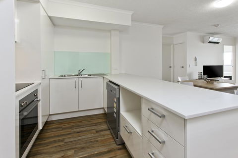 Arise Princess Regent Apartments - Tourism Guide 4