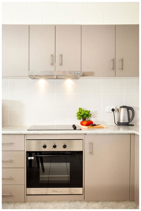 Clifton Sands Holiday Units - Travel Search 3