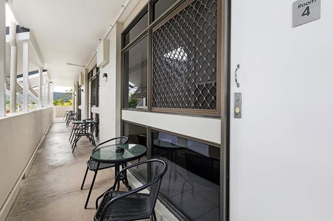 Reef Gateway Hotel - Tourism Guide 2