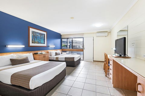 Reef Gateway Hotel - Tourism Guide 4
