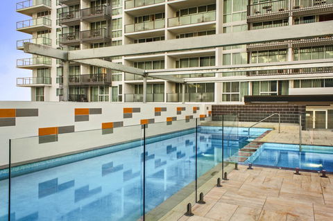 Quest Mackay On Gordon - Travel Agents 4