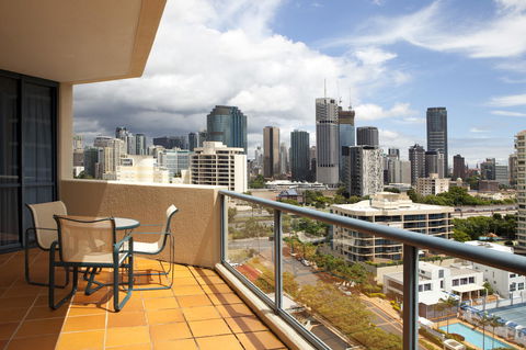 Dockside Brisbane - Cruises Travel 35