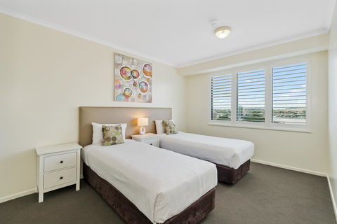 Dockside Brisbane - Cruises Travel 16