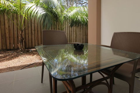 Novena Palms Motel - Cruises Travel 3