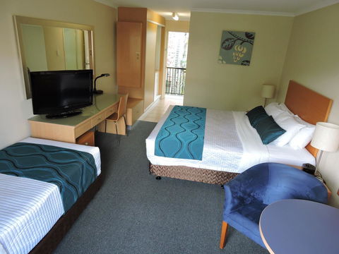Best Western Airport 85 Motel - Cruises Travel 29