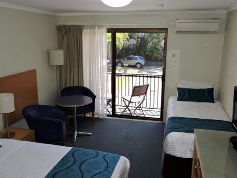 Best Western Airport 85 Motel - Cruises Travel 7