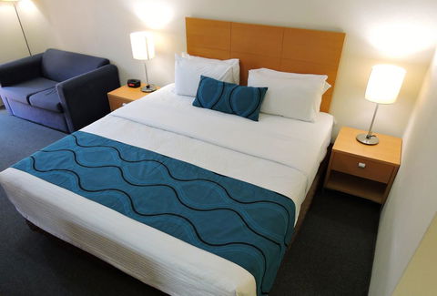 Best Western Airport 85 Motel - Cruises Travel 5