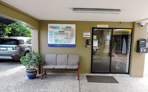 Best Western Airport 85 Motel - Cruises Travel 31