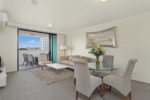 Republic Apartments Brisbane City - Cruises Travel 3
