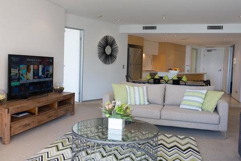 Ambience On Burleigh Beach - Tourism Guide 16
