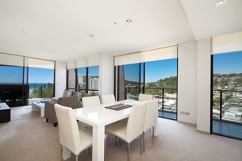 Ambience On Burleigh Beach - Tourism Guide 1