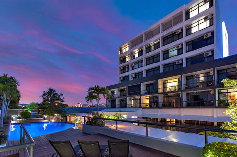 Sunshine Tower Hotel - Tourism Guide 3