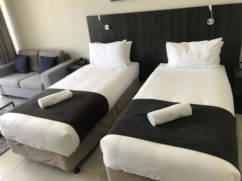 Sunshine Tower Hotel - Tourism Guide 10