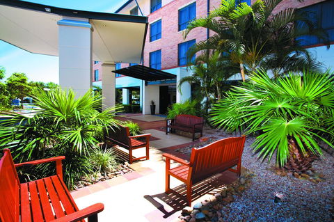 Mercure Brisbane Garden City - Cruises Travel 13